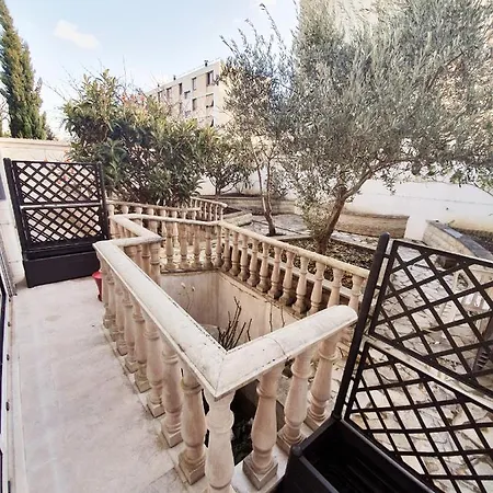 Chateau Apartament *